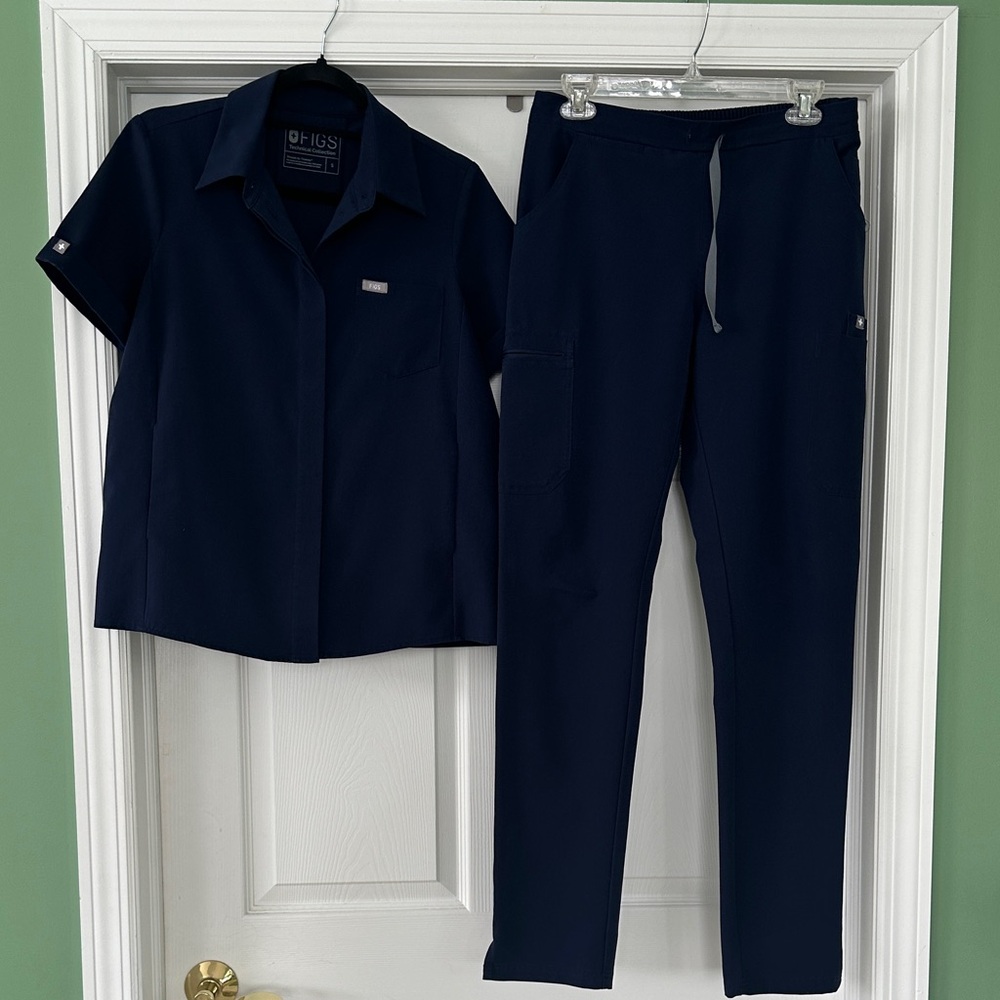 Figs Navy Pilar collared scrub top and Yola Tall Skinny scrub bottoms
